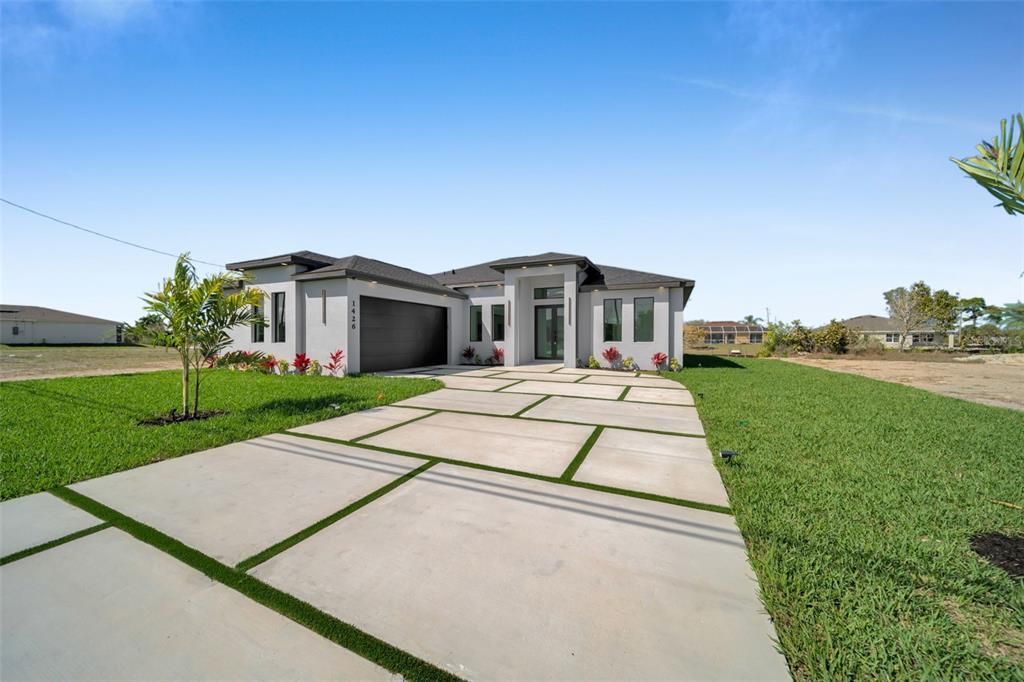 En Venta: $375,000 (3 camas, 3 baños, 1621 Pies cuadrados)