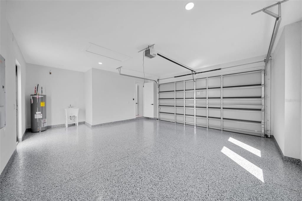 En Venta: $375,000 (3 camas, 3 baños, 1621 Pies cuadrados)