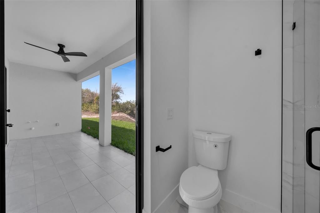 En Venta: $375,000 (3 camas, 3 baños, 1621 Pies cuadrados)