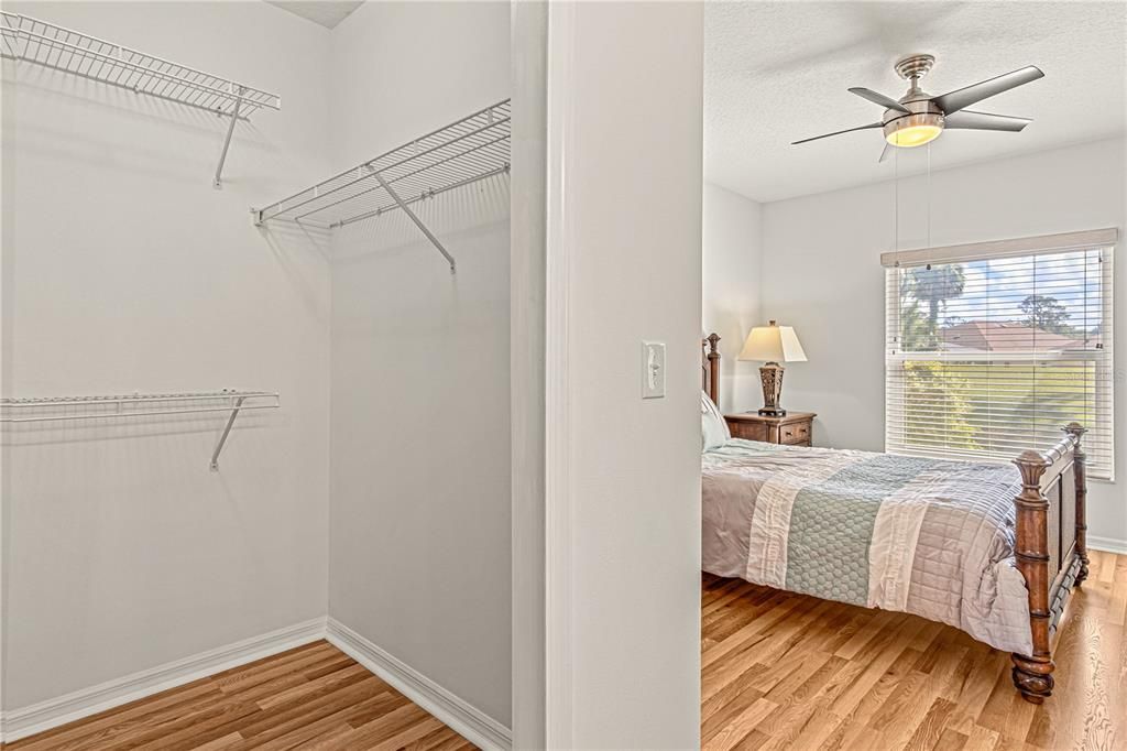 Activo con contrato: $288,000 (2 camas, 2 baños, 1066 Pies cuadrados)
