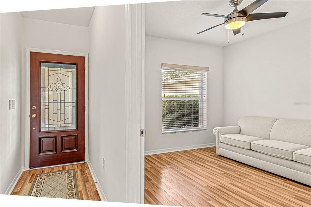 Activo con contrato: $288,000 (2 camas, 2 baños, 1066 Pies cuadrados)