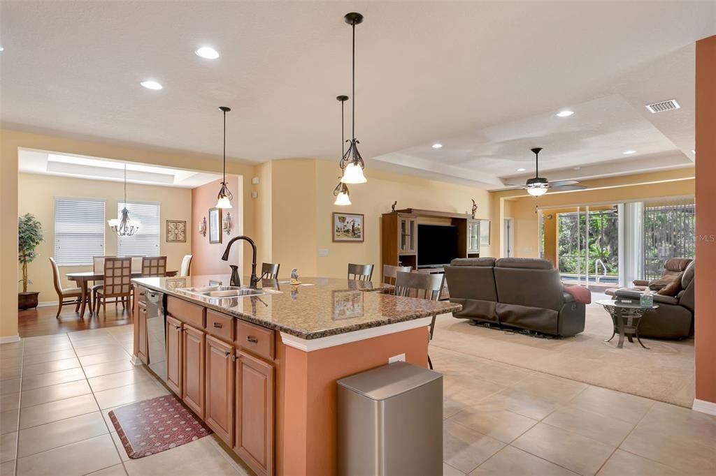Active With Contract: $599,000 (4 beds, 3 baths, 2810 Square Feet)