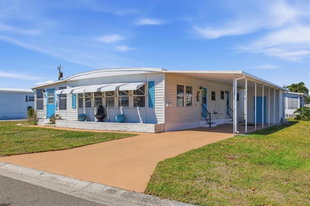 For Sale: $149,900 (2 beds, 2 baths, 1008 Square Feet)