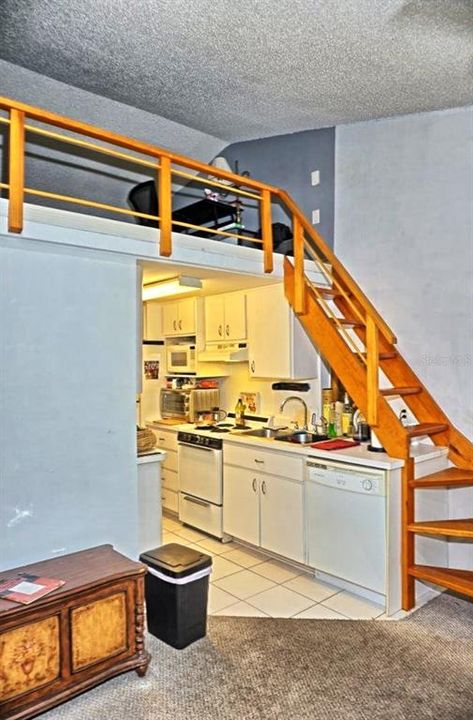 For Sale: $124,900 (1 beds, 1 baths, 456 Square Feet)