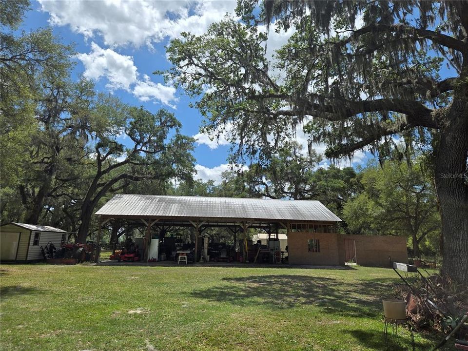 For Sale: $950,000 (4 beds, 3 baths, 2656 Square Feet)