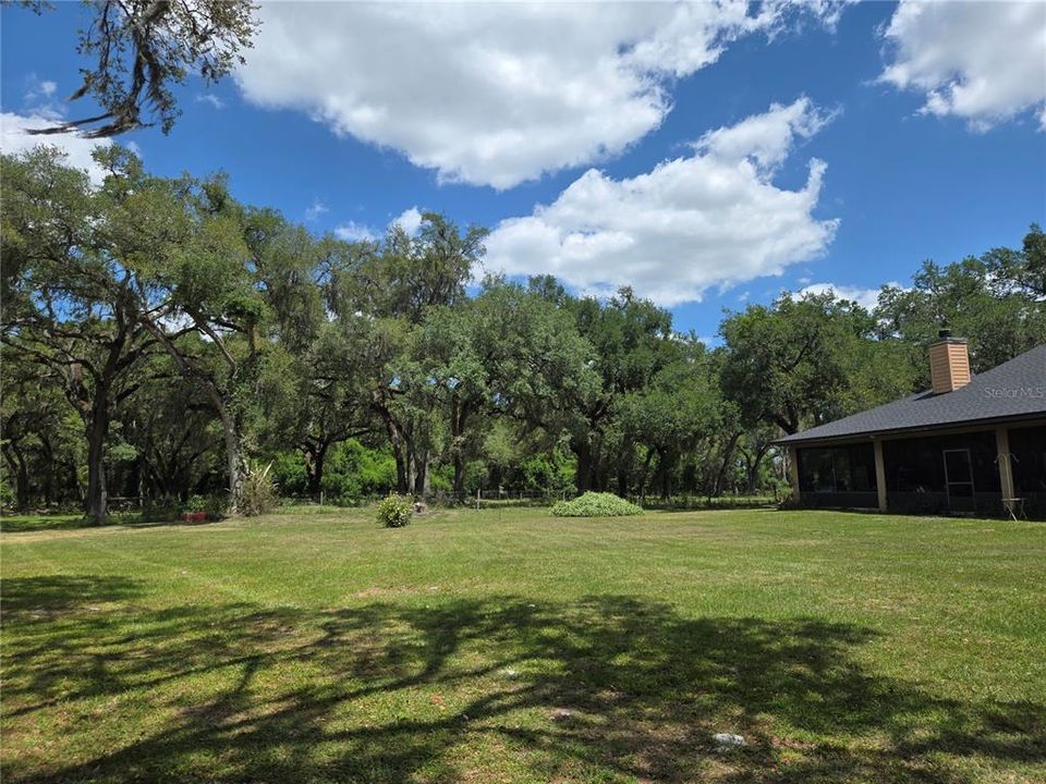 For Sale: $950,000 (4 beds, 3 baths, 2656 Square Feet)