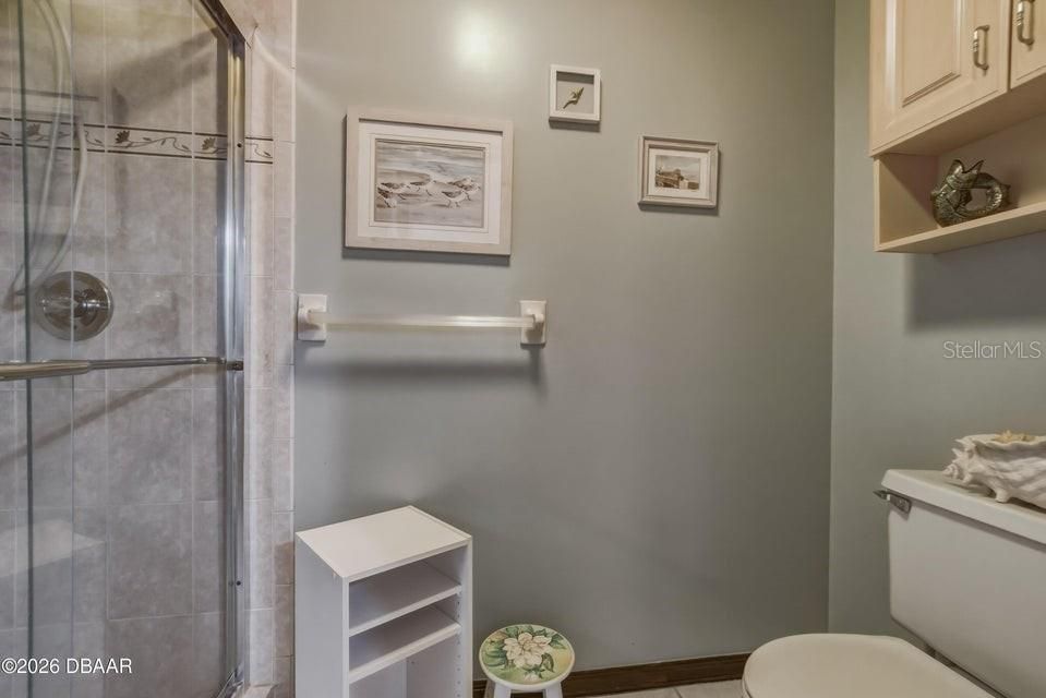 For Sale: $249,900 (2 beds, 2 baths, 1439 Square Feet)