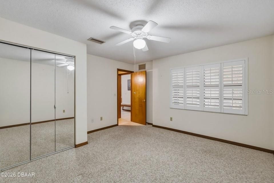 For Sale: $249,900 (2 beds, 2 baths, 1439 Square Feet)