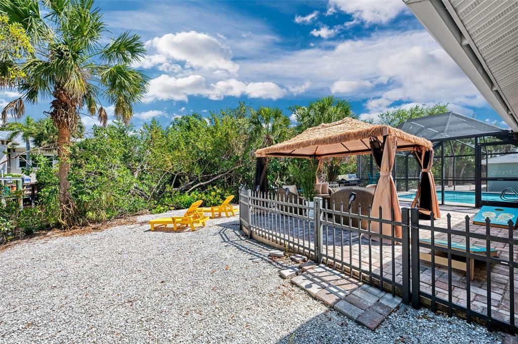 For Rent: $12,000 (3 beds, 2 baths, 1511 Square Feet)