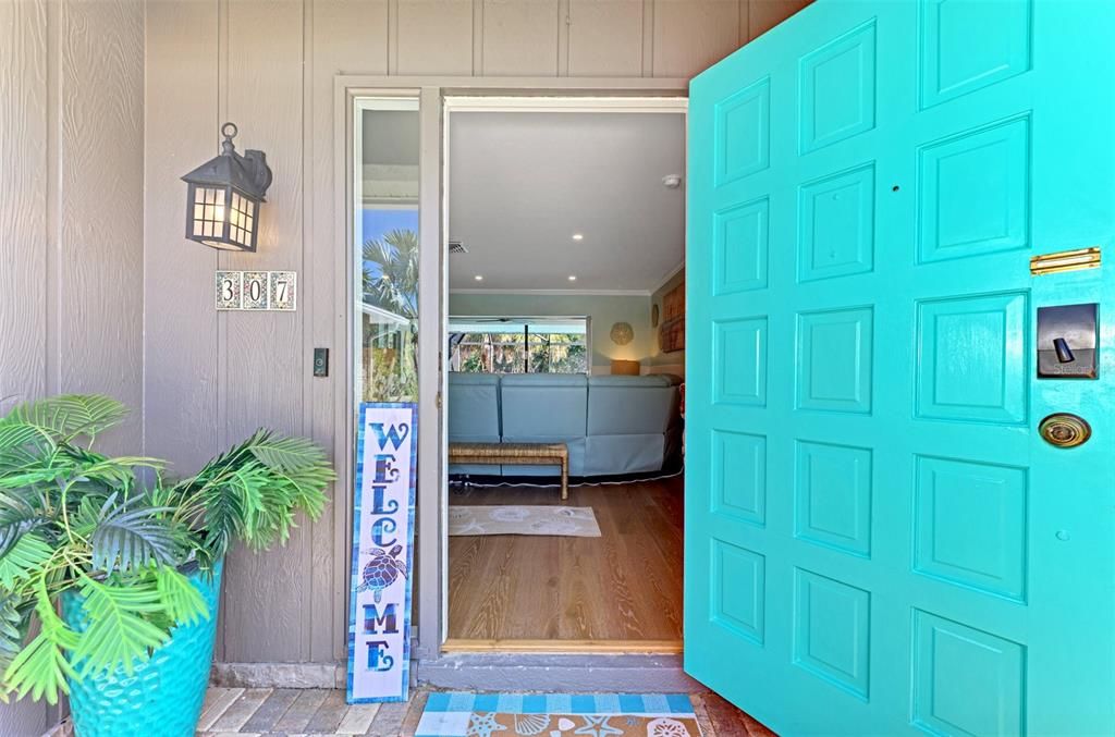For Rent: $12,000 (3 beds, 2 baths, 1511 Square Feet)