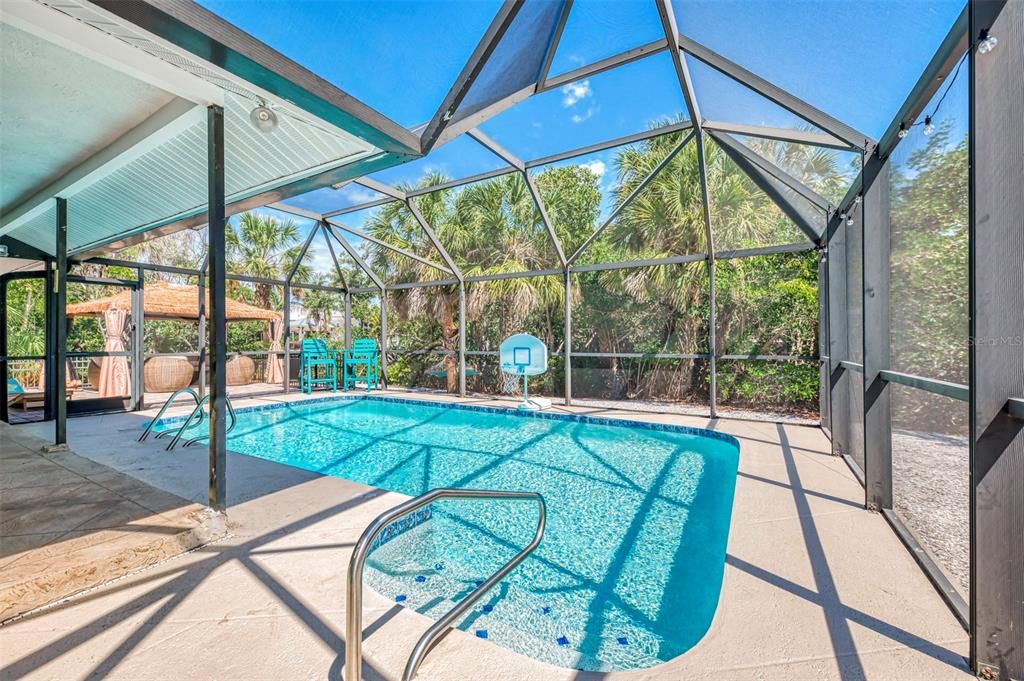 For Rent: $12,000 (3 beds, 2 baths, 1511 Square Feet)