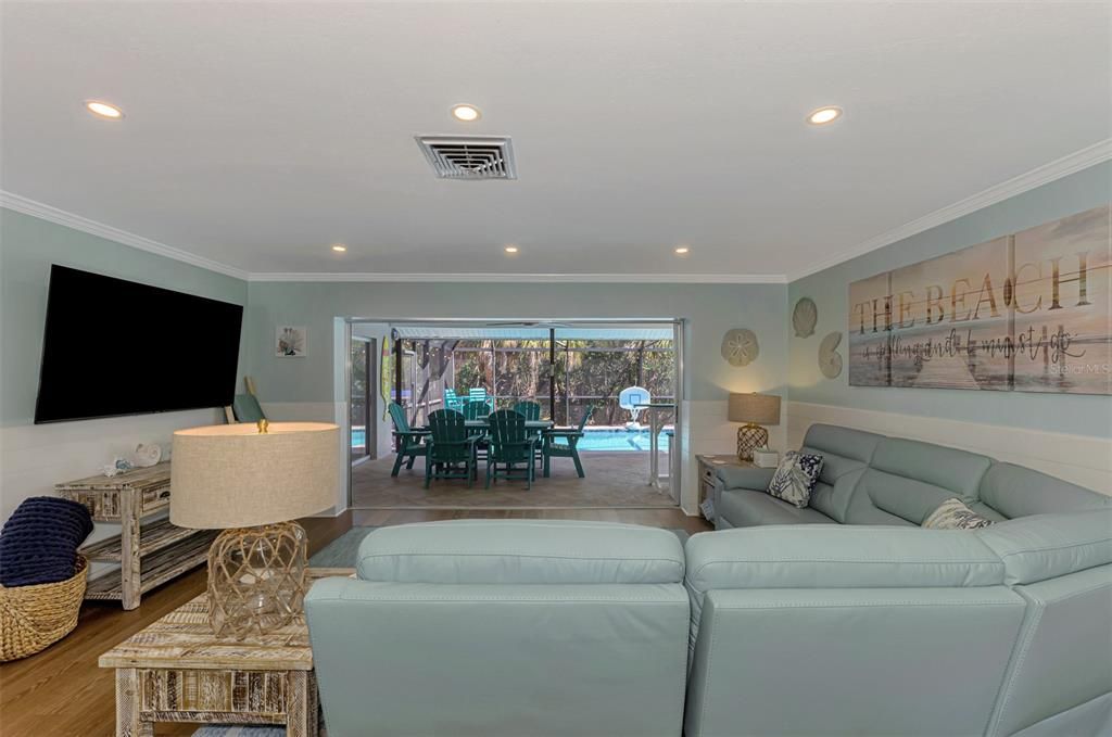 For Rent: $12,000 (3 beds, 2 baths, 1511 Square Feet)