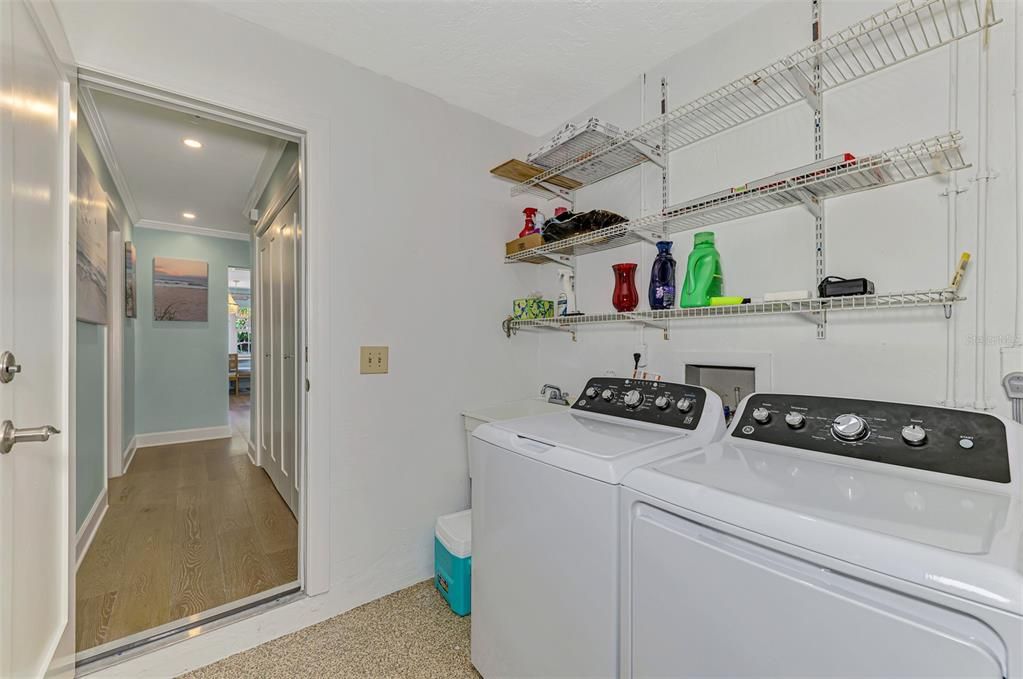 For Rent: $12,000 (3 beds, 2 baths, 1511 Square Feet)