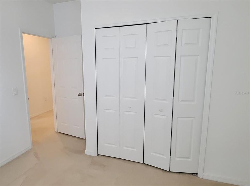 Activo con contrato: $3,275 (4 camas, 3 baños, 2665 Pies cuadrados)