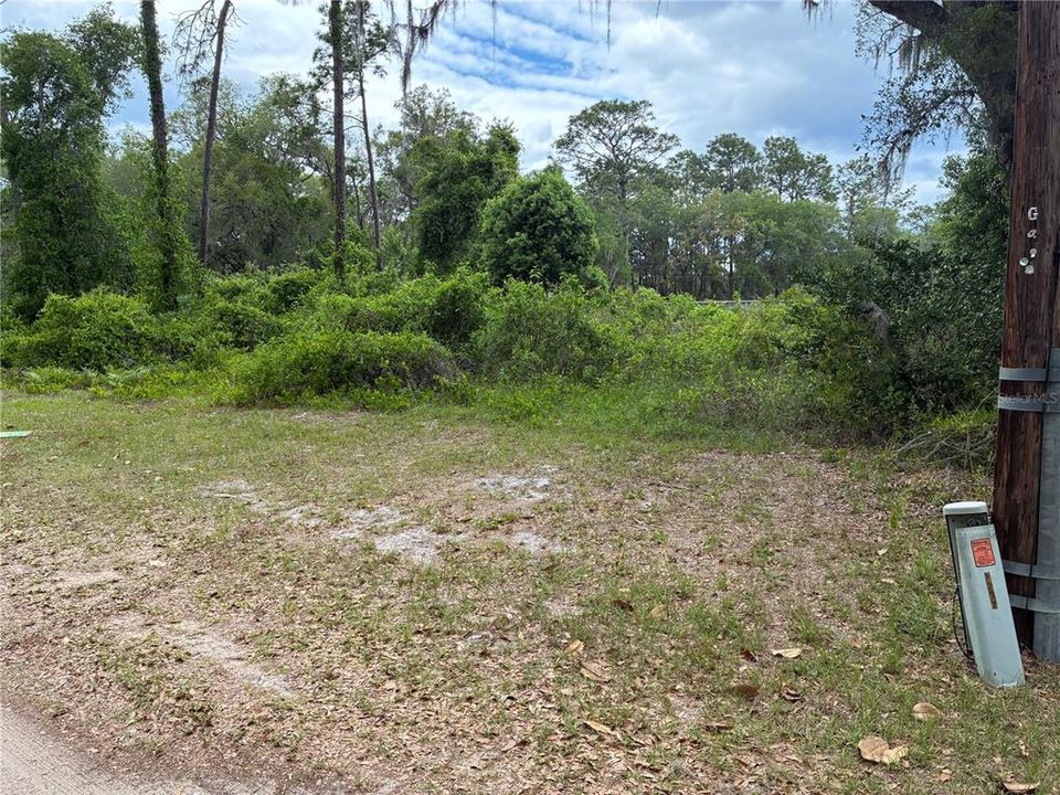 На продажу: $19,900 (0.21 acres)