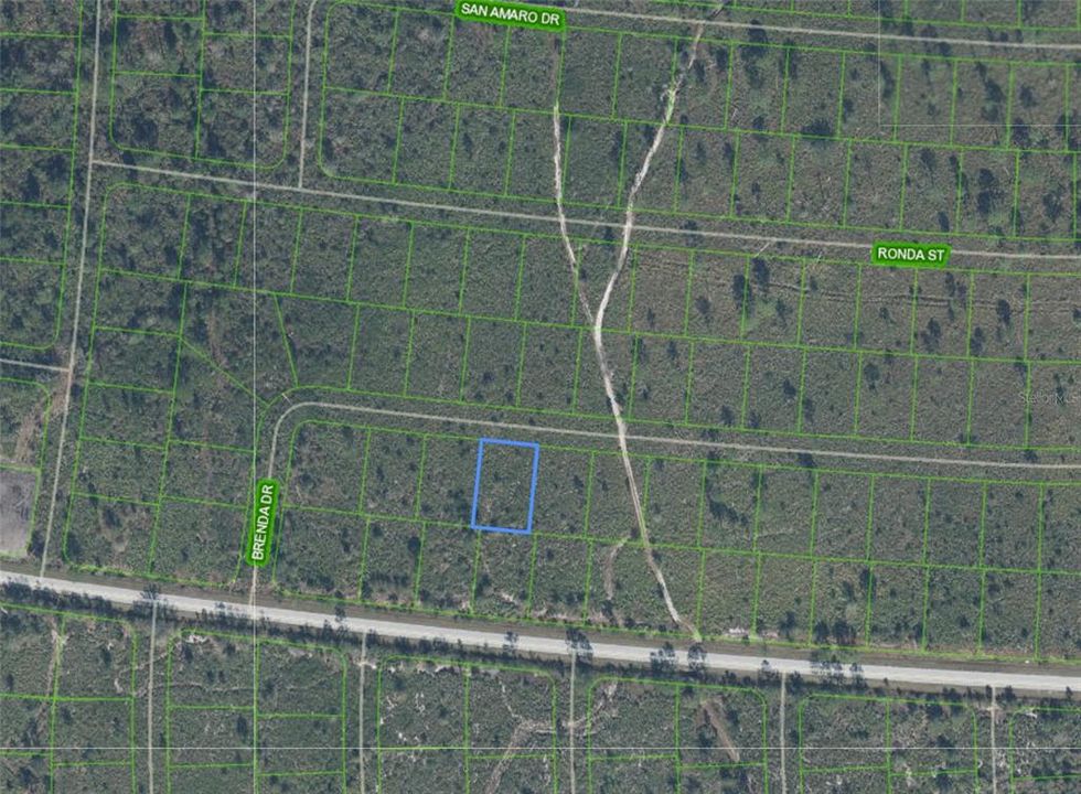 En Venta: $8,000 (0.23 acres)