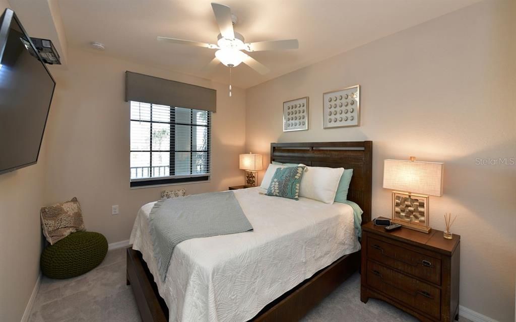 For Rent: $5,500 (2 beds, 2 baths, 1142 Square Feet)