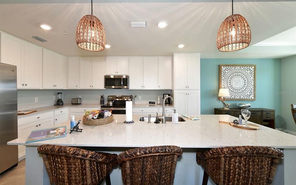 For Rent: $5,500 (2 beds, 2 baths, 1142 Square Feet)