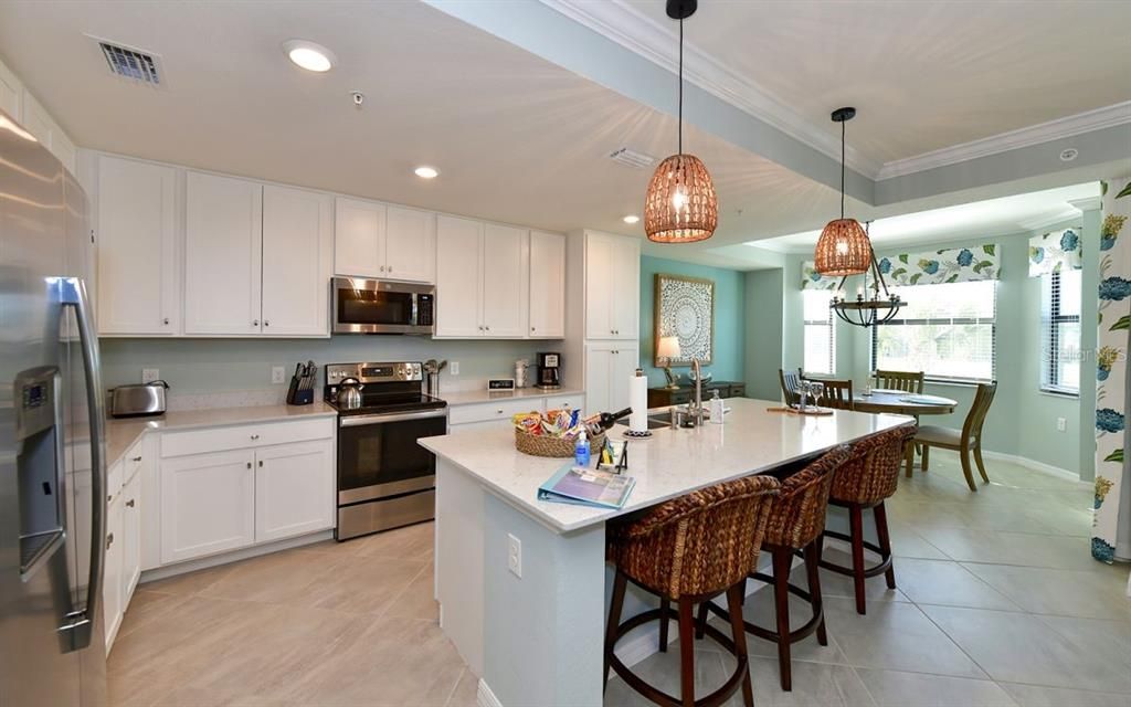 For Rent: $5,500 (2 beds, 2 baths, 1142 Square Feet)