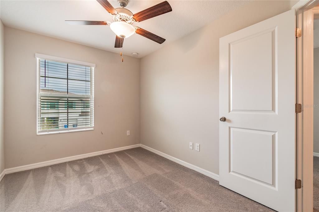 For Sale: $289,000 (3 beds, 2 baths, 1663 Square Feet)