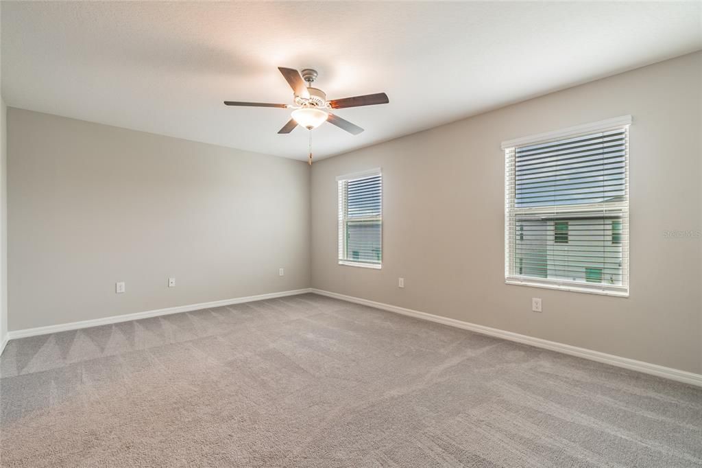For Sale: $289,000 (3 beds, 2 baths, 1663 Square Feet)