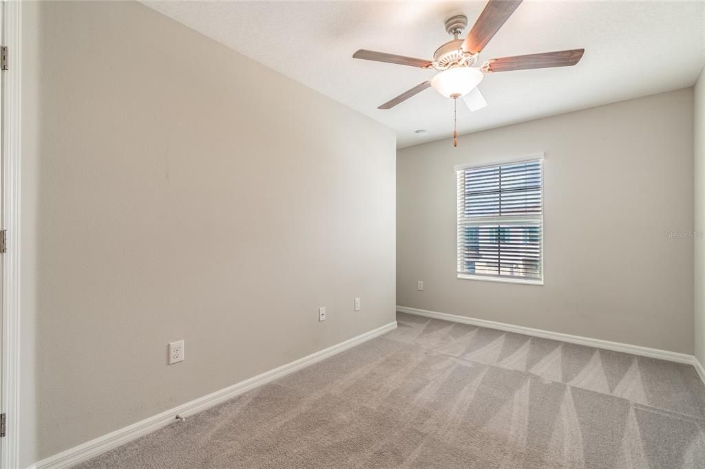 For Sale: $289,000 (3 beds, 2 baths, 1663 Square Feet)