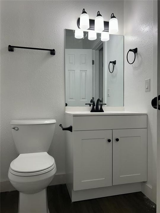 For Sale: $289,900 (3 beds, 1 baths, 1330 Square Feet)