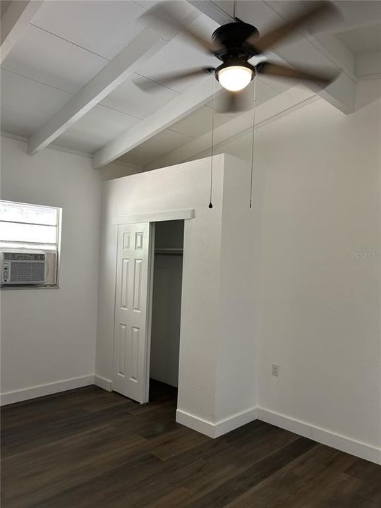 For Sale: $289,900 (3 beds, 1 baths, 1330 Square Feet)