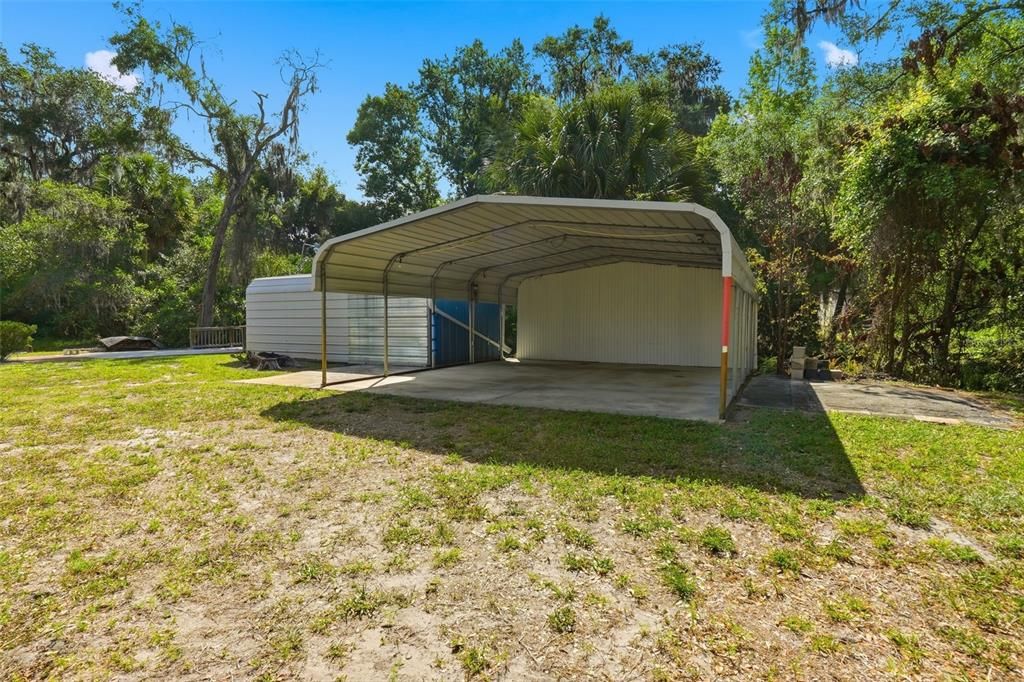 For Sale: $187,800 (2 beds, 1 baths, 1308 Square Feet)
