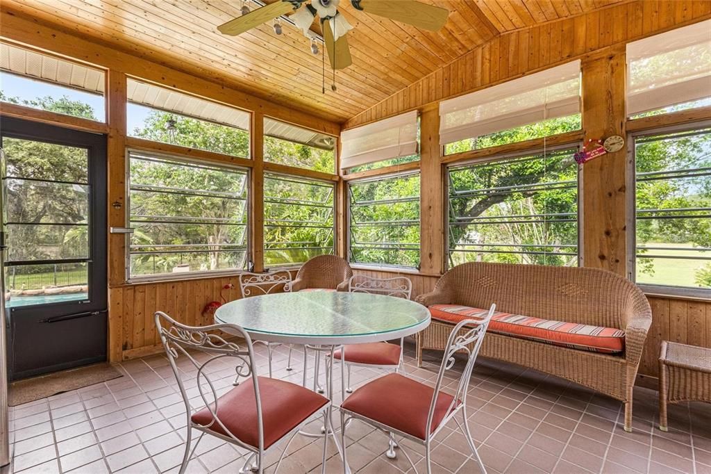 В аренду: $4,299 (3 спален, 2 ванн, 2501 Квадратных фут)