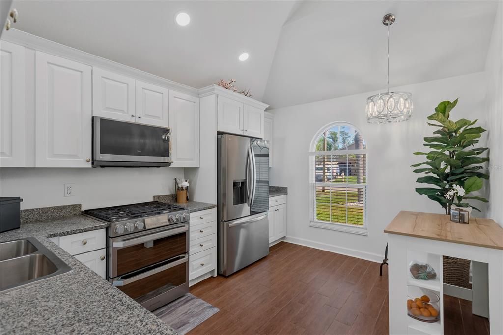 For Sale: $425,000 (3 beds, 2 baths, 1805 Square Feet)