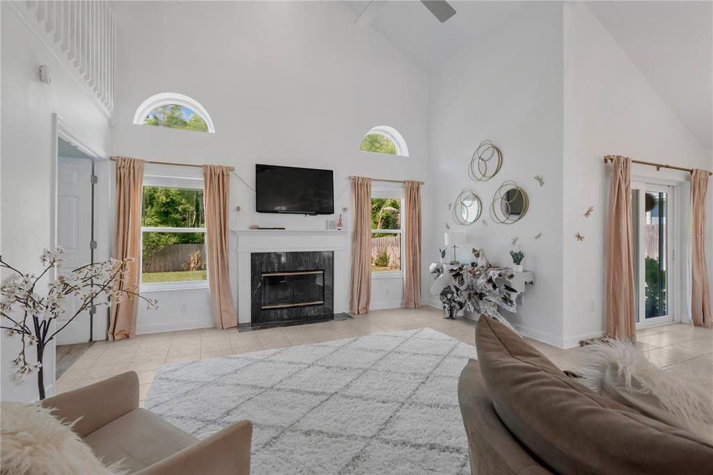For Sale: $425,000 (3 beds, 2 baths, 1805 Square Feet)