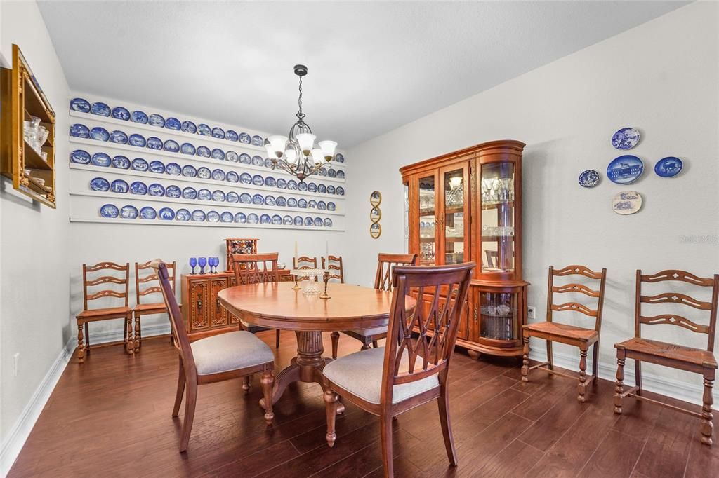 En Venta: $374,900 (3 camas, 2 baños, 2314 Pies cuadrados)