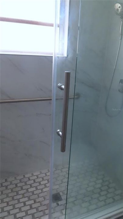 Под контрактом: $185,000 (2 спален, 2 ванн, 1400 Квадратных фут)