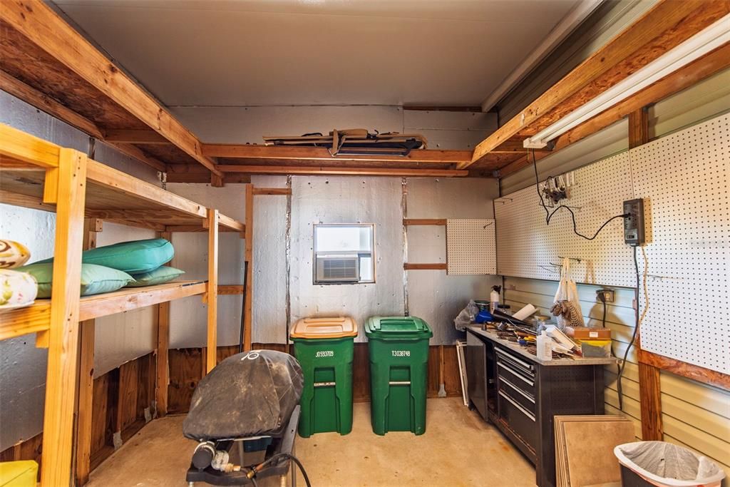 Active With Contract: $335,000 (3 beds, 2 baths, 1890 Square Feet)