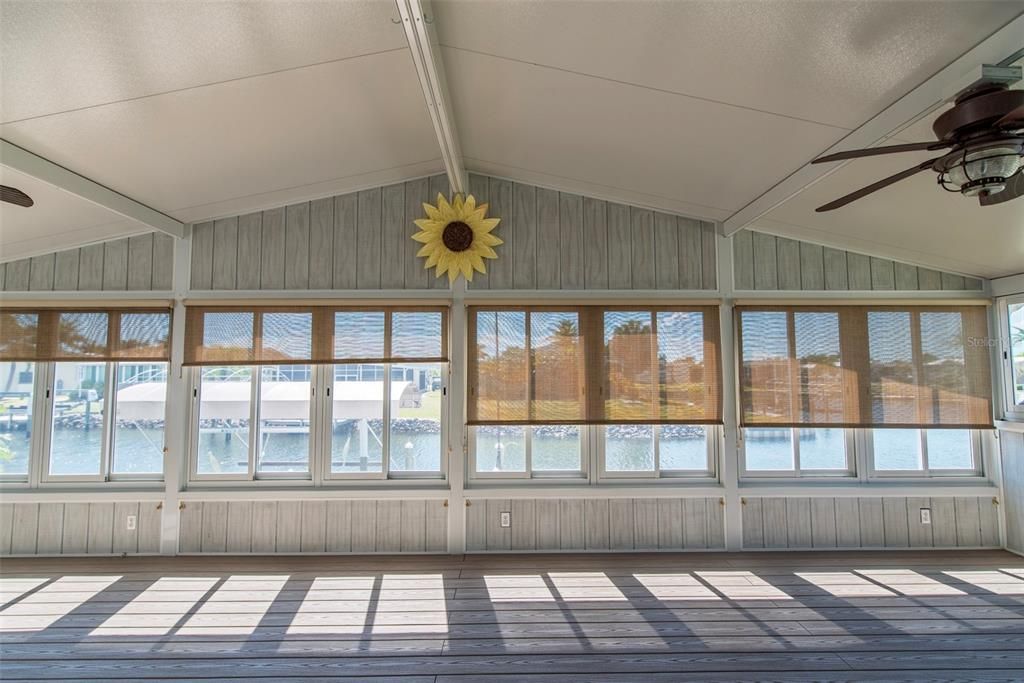Active With Contract: $335,000 (3 beds, 2 baths, 1890 Square Feet)