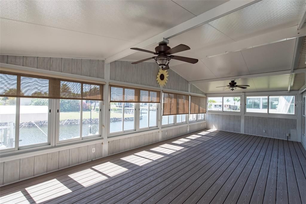 Active With Contract: $335,000 (3 beds, 2 baths, 1890 Square Feet)