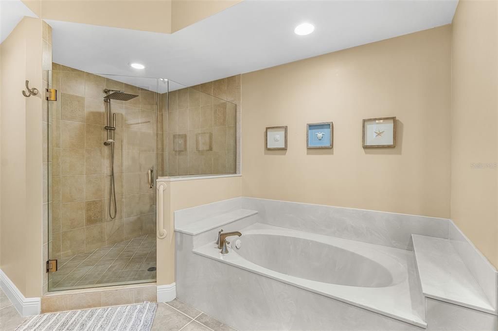 For Sale: $459,000 (3 beds, 2 baths, 1684 Square Feet)