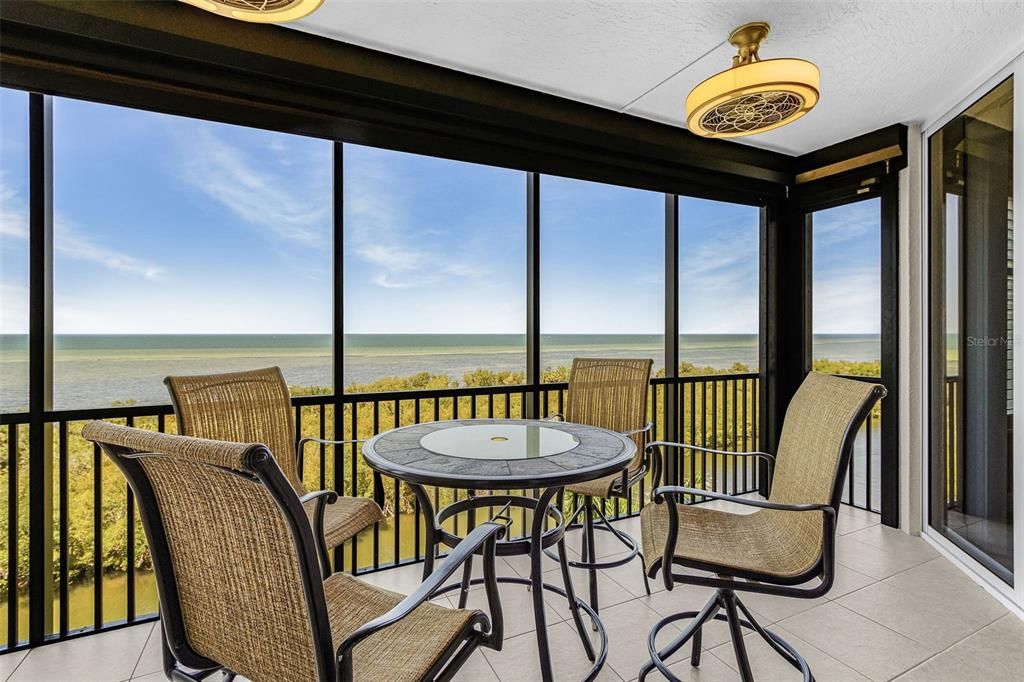 For Sale: $459,000 (3 beds, 2 baths, 1684 Square Feet)