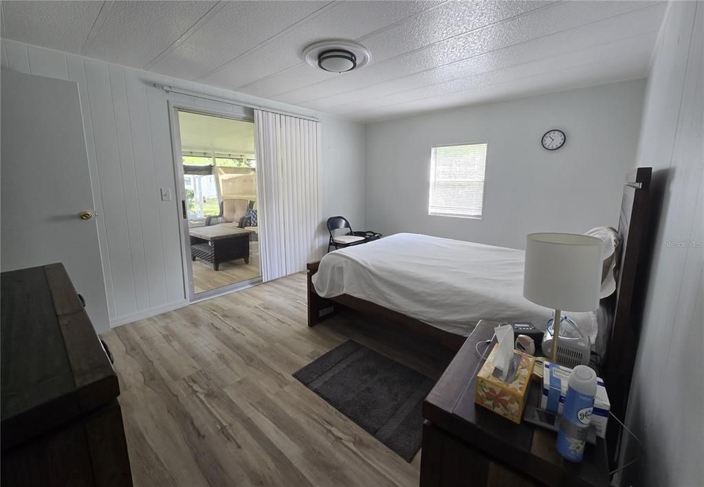 For Sale: $150,500 (2 beds, 2 baths, 1180 Square Feet)