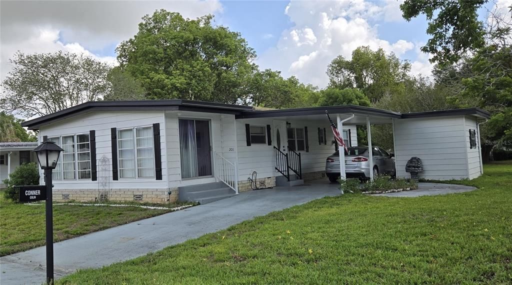 For Sale: $150,500 (2 beds, 2 baths, 1180 Square Feet)