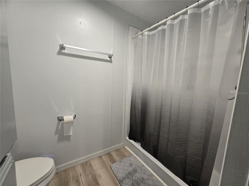 For Sale: $150,500 (2 beds, 2 baths, 1180 Square Feet)