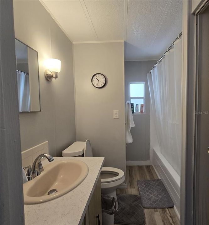 For Sale: $150,500 (2 beds, 2 baths, 1180 Square Feet)