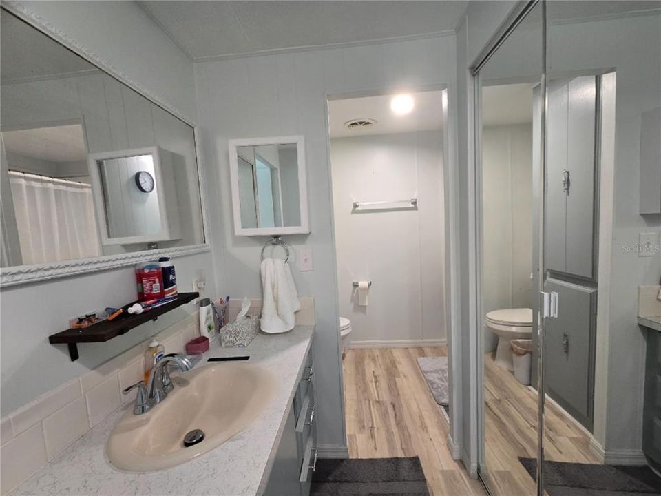 For Sale: $150,500 (2 beds, 2 baths, 1180 Square Feet)