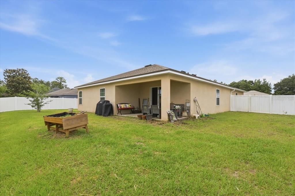 For Sale: $340,000 (4 beds, 2 baths, 1851 Square Feet)