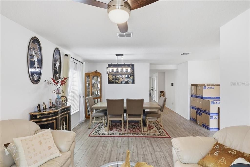 For Sale: $340,000 (4 beds, 2 baths, 1851 Square Feet)