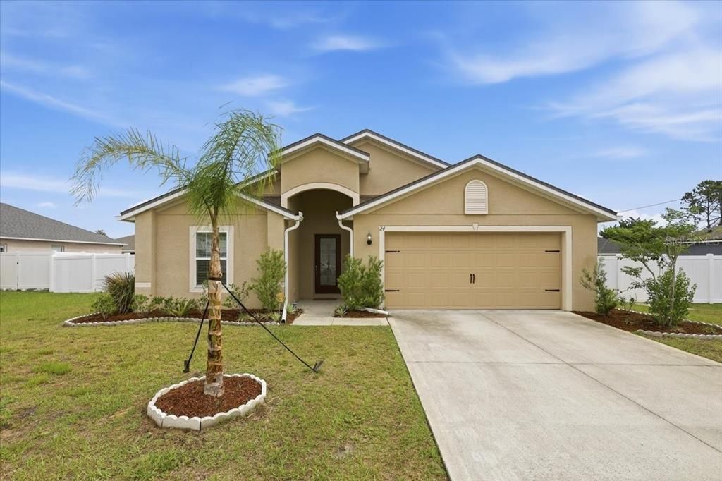 For Sale: $340,000 (4 beds, 2 baths, 1851 Square Feet)