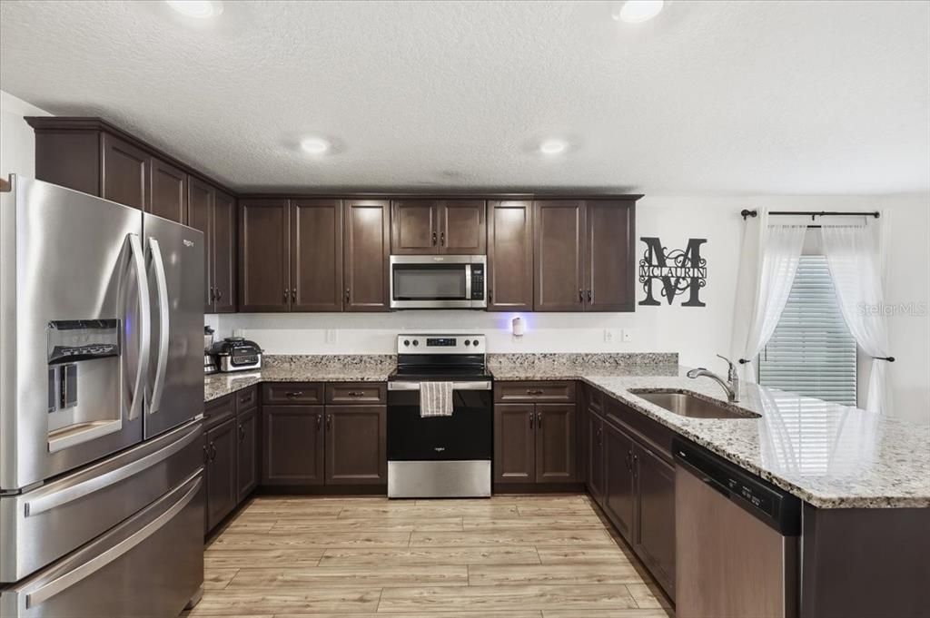 For Sale: $340,000 (4 beds, 2 baths, 1851 Square Feet)