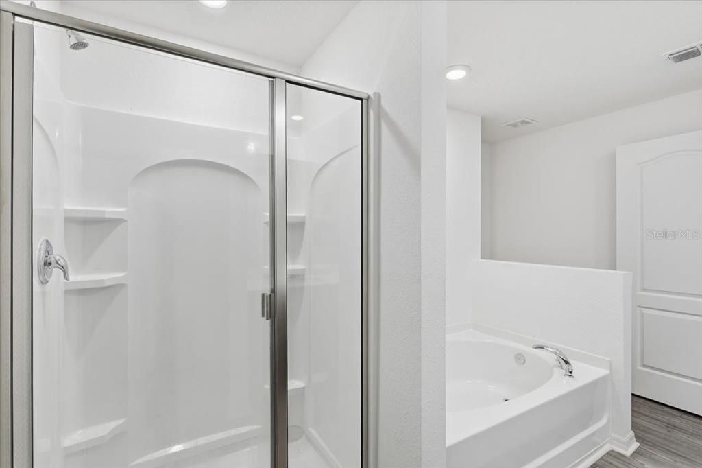 For Sale: $340,000 (4 beds, 2 baths, 1851 Square Feet)