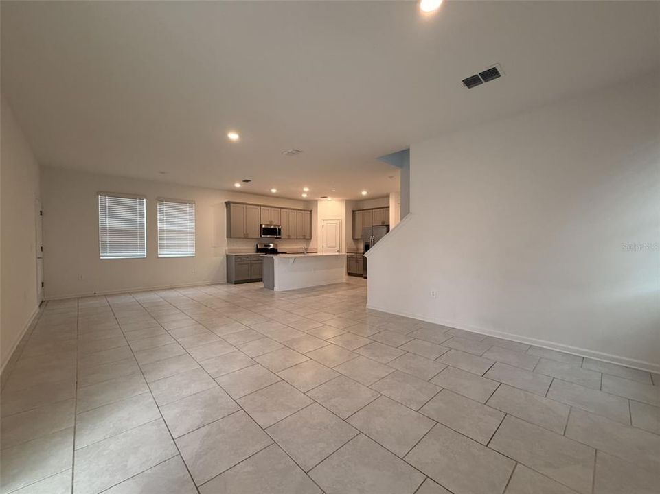 For Rent: $2,700 (4 beds, 3 baths, 2445 Square Feet)